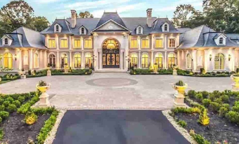 The Secret to the House of Saud's Fortune: From Oil to Grand Palaces